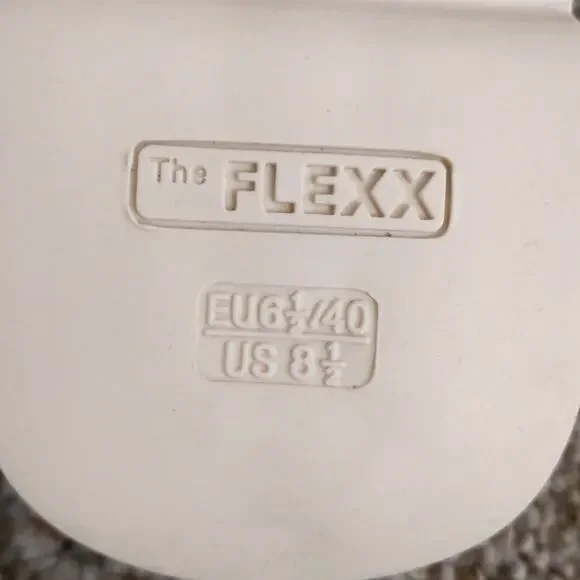 The FLEXX Wat Is Wav Sandal Women’s Size 8.5 Comfort Slip-On - Picture 2 of 12